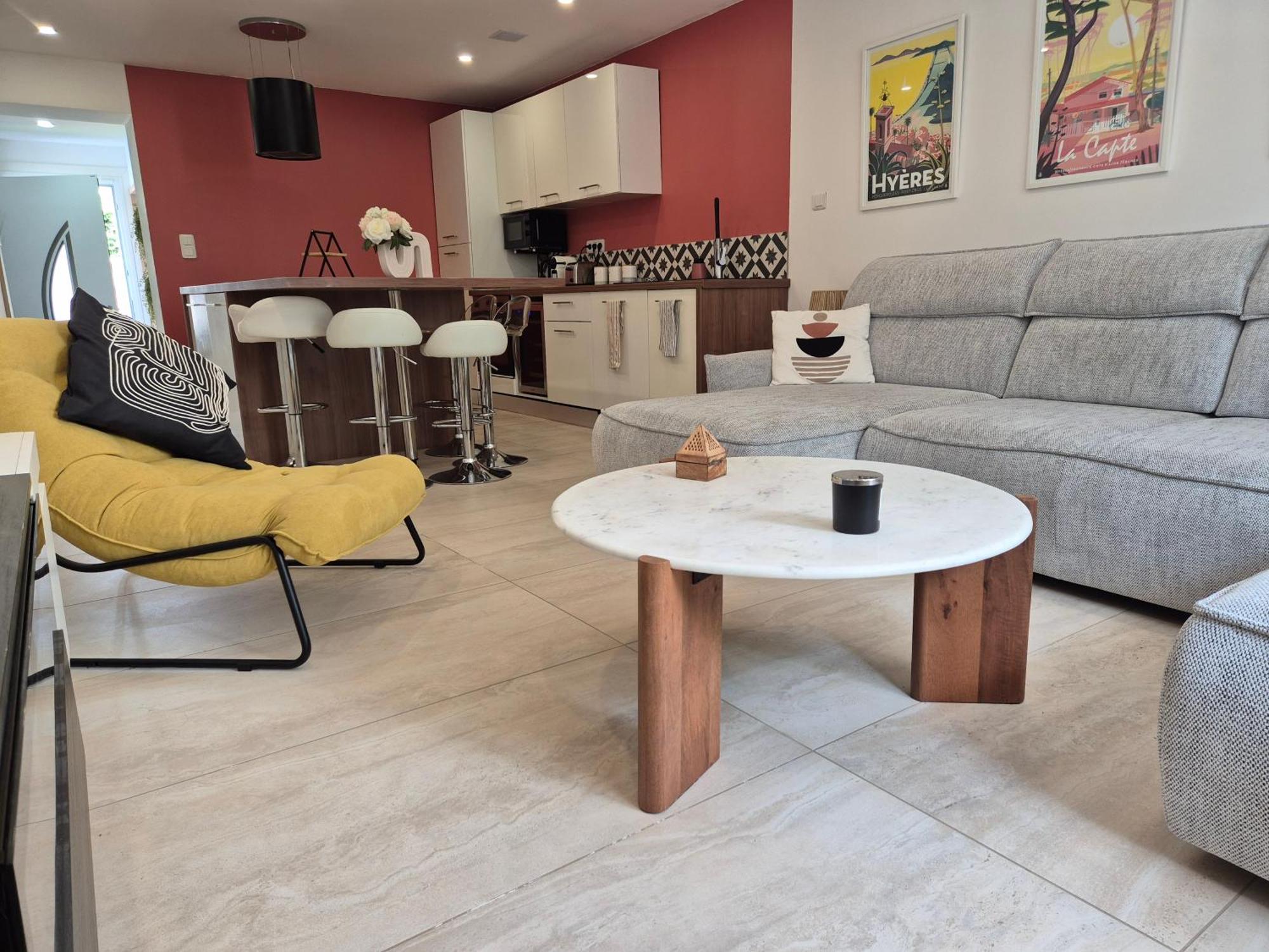 Magnifique Appartement 2 Chambres Avec 50 M2 De Jardin Privatif La Crau Εξωτερικό φωτογραφία