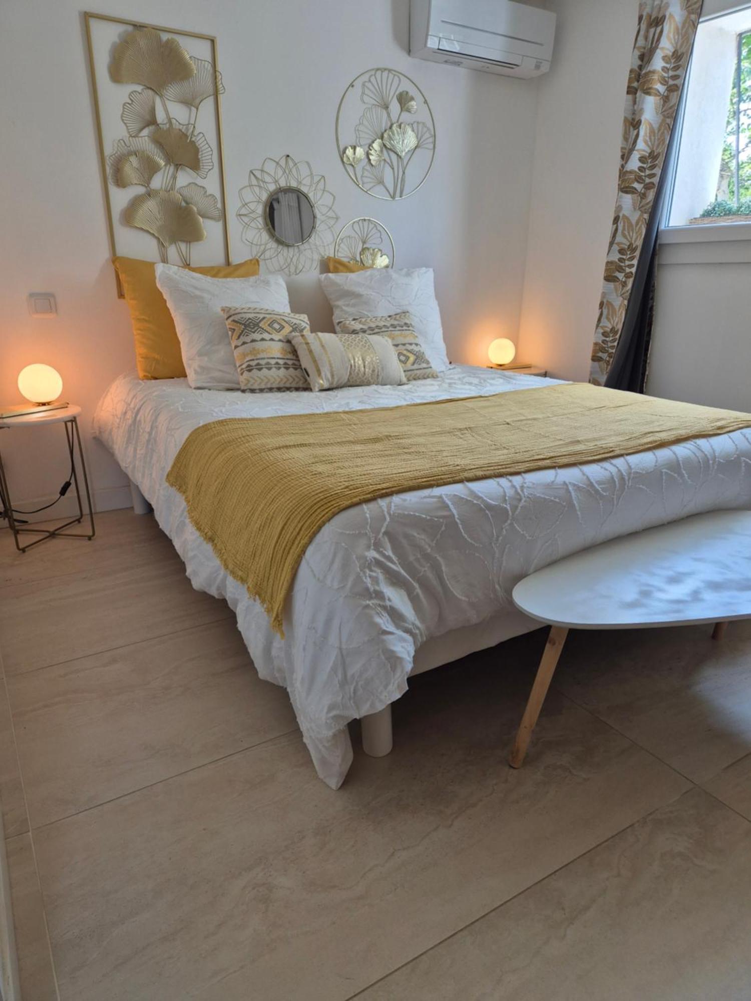Magnifique Appartement 2 Chambres Avec 50 M2 De Jardin Privatif La Crau Εξωτερικό φωτογραφία